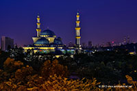 Nikon D800e | Nikkor 24-85mm | 2s | f8 | ISO 1250 | HDR 9 Exposures